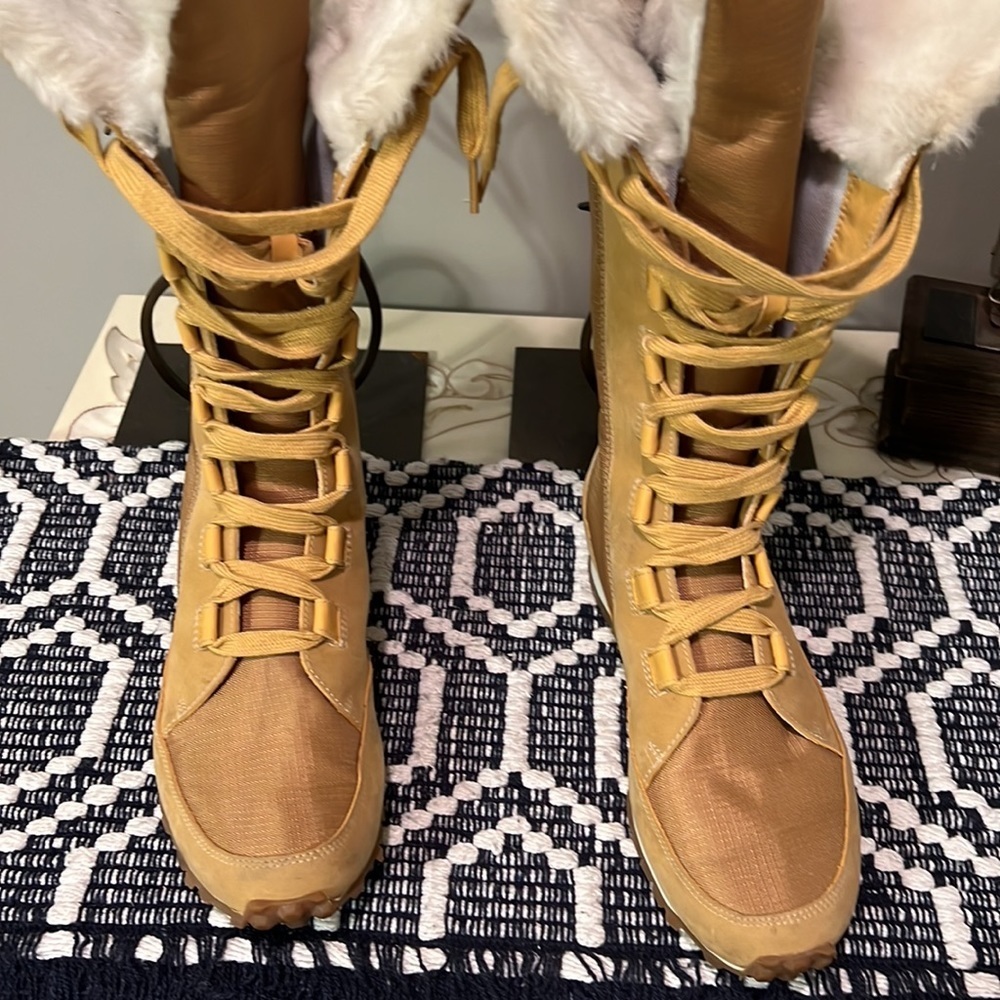 Timberland Wheat Grammercy Boot Women - Picture 16 of 16